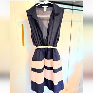 Esley Navy Blue Sleeveless Buttons Neckline Midi Size L Very Good Condition